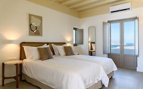 Camarades Mykonos